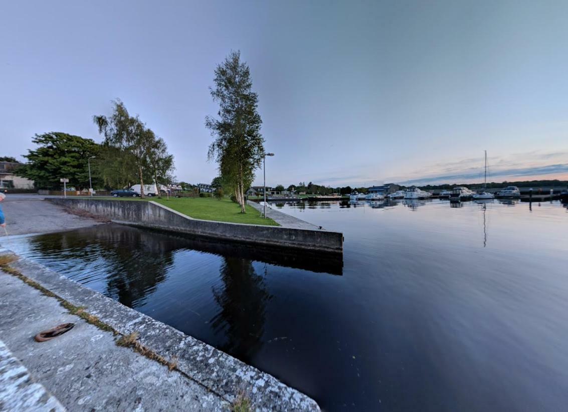 Lough Derg House & The Lake Cafe Nenagh Kültér fotó